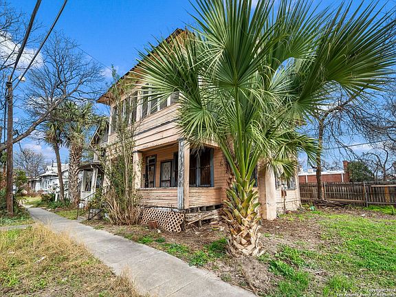 3rd image of 510 ERIE AVENUE