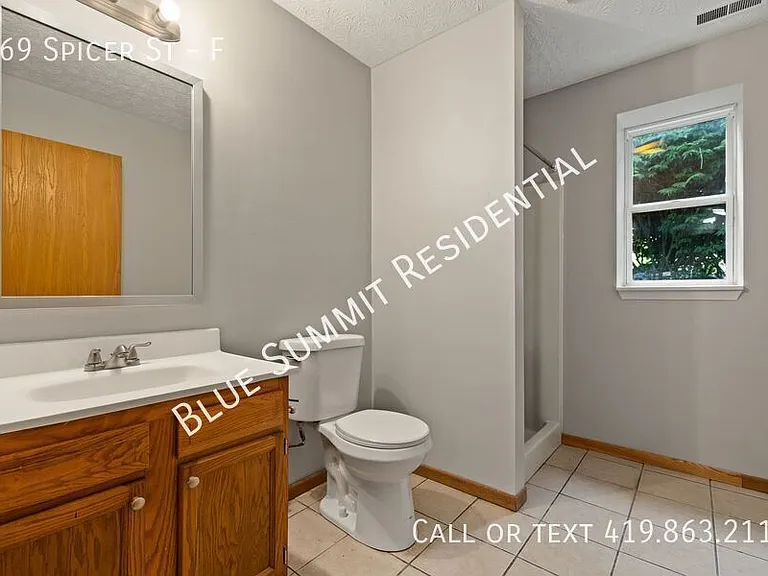 469 Spicer St #F — Photo 5