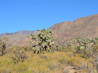 11900 S Suzette Rd, Yucca, AZ 86438