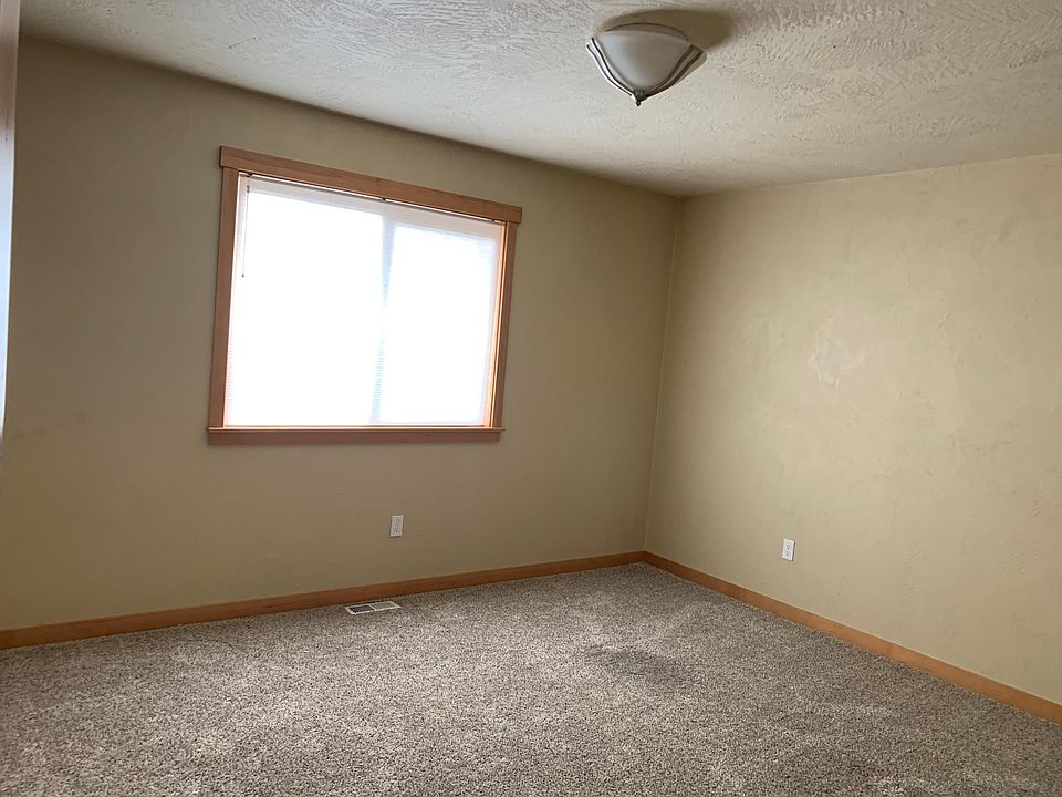 145 Meadow Loop Montesano, WA, 98563 Apartments for Rent Zillow