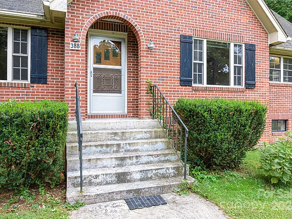 4th image of 388 E Marshall St