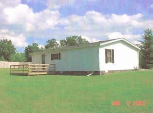 8060 Angling Rd, Kendallville, IN 46755