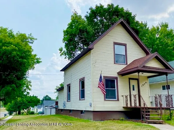 1029 Queen St, Lansing, MI 48915