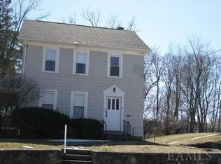 10 Elmwood Ave, Poughkeepsie, NY 12603