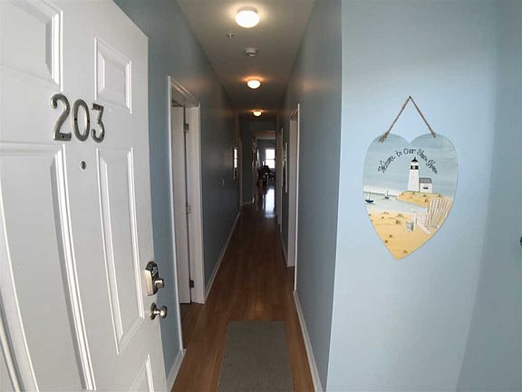 2nd image of 6210 Ocean Ave #203
