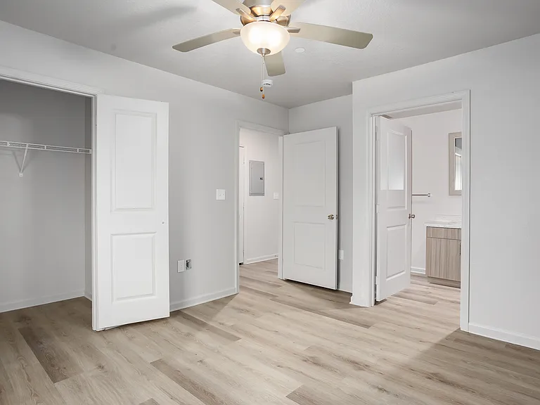 101 Townes Ave — Photo 13