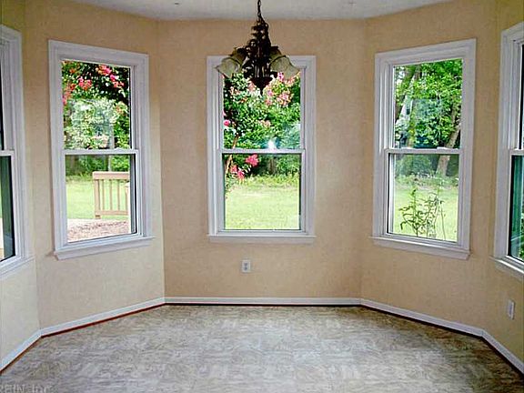 5th image of 2744 Elson Green Ave