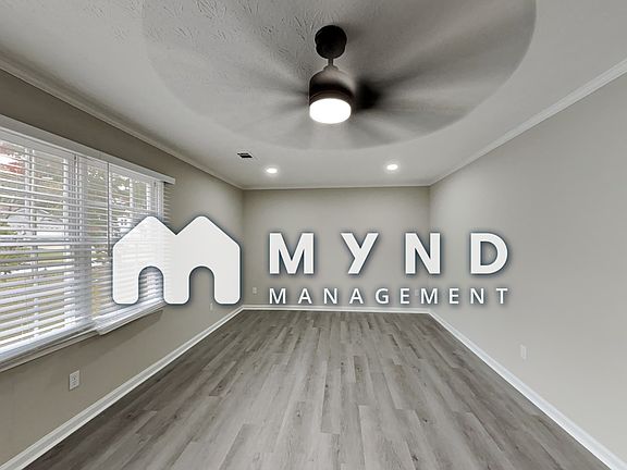 3rd image of 1611 Rose Garden Ln