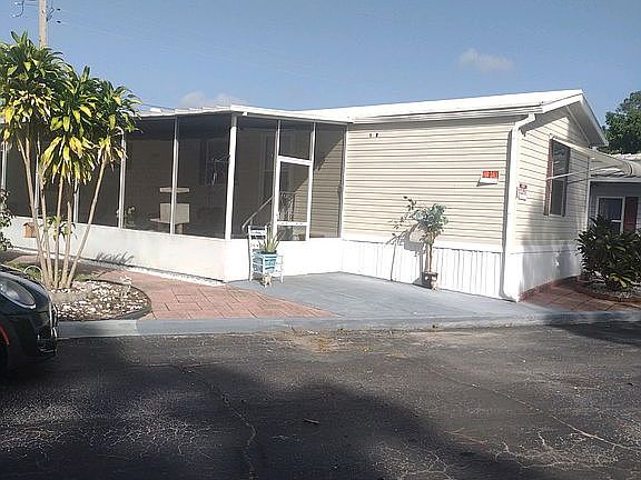 4th image of 2135 Mayfair Way Lot 31
