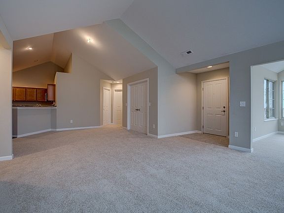 4th image of 9030 Royal Oak Ln