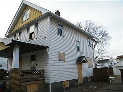 4th image of 2333 E 32nd St