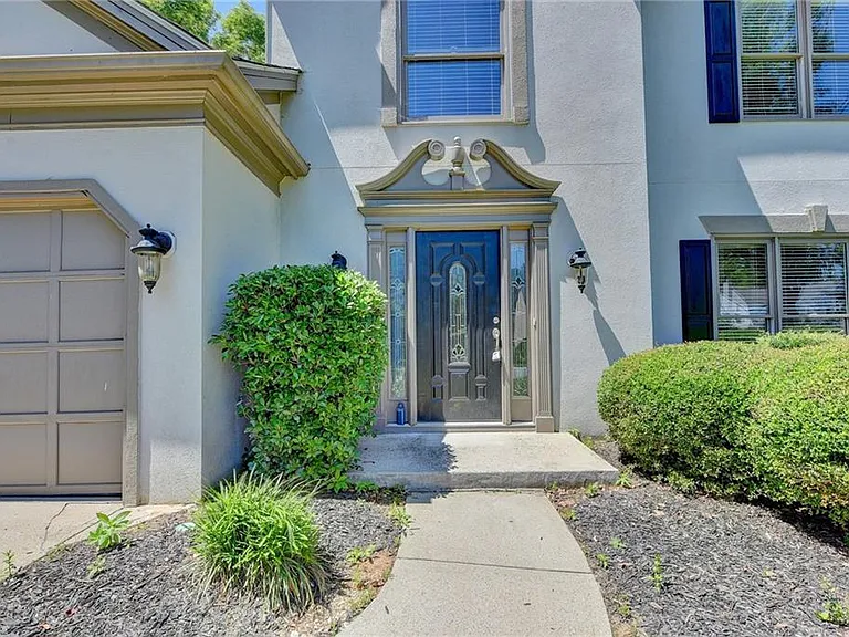 7470 Brookwood Way — Photo 2