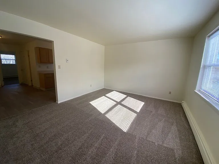 State Place Apartment Homes — Photo 43