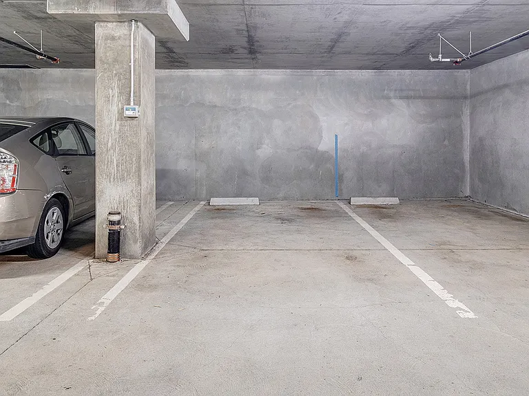 1840 Washington St #202 — Photo 31