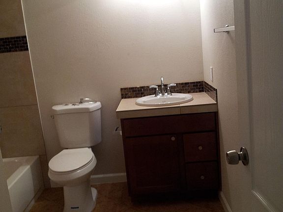 3rd image of 3524 E Everett Dr