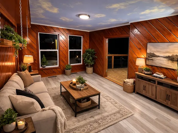 787 Applewood Rd, Boulder Creek, CA 95006