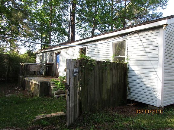 3rd image of 1103 Dennis Ave