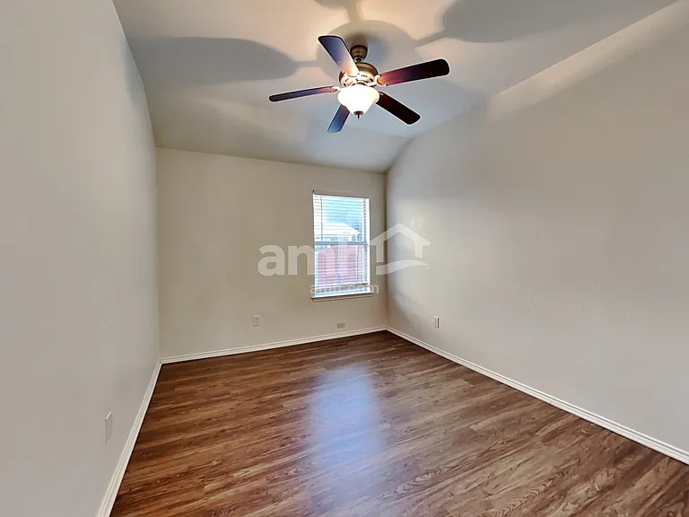 3833 Pinebluff Ln — Photo 12
