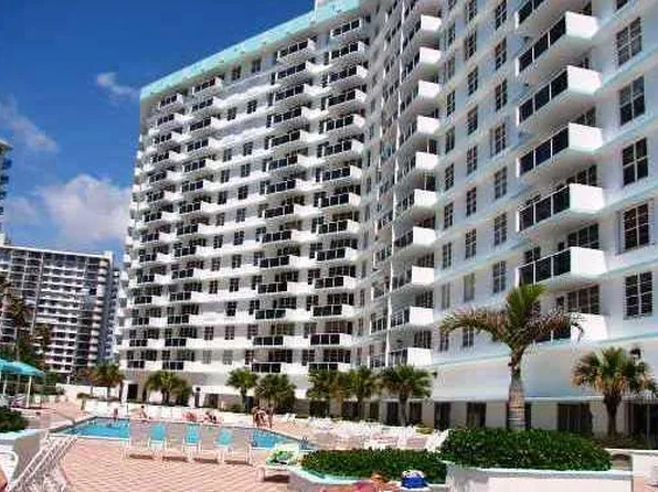 3000 S Ocean Dr, Hollywood, FL