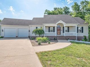 225 Oak Ridge Ct, Elkton, KY 42220