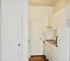 Rented by Brooklyn Heights Real Estate Inc