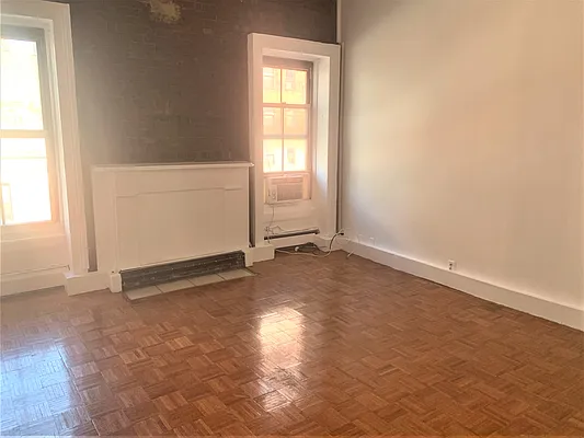 Rented by Dynamik Realty | media 15