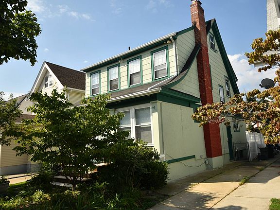 2nd image of 8540 105th St