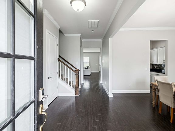 5th image of 1719 Biscayne Dr