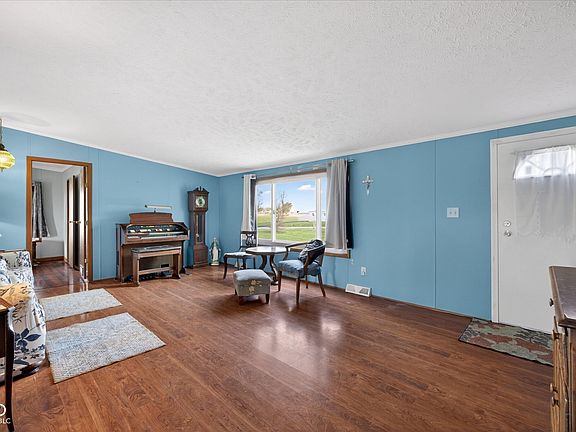 5th image of 2540 S Meridian Rd