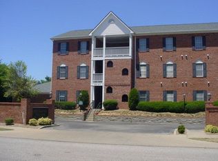 955 W 1st St, Owensboro, KY