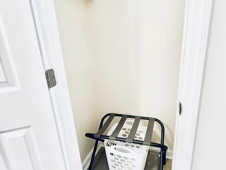 4452 Garwood Dr — Photo 47