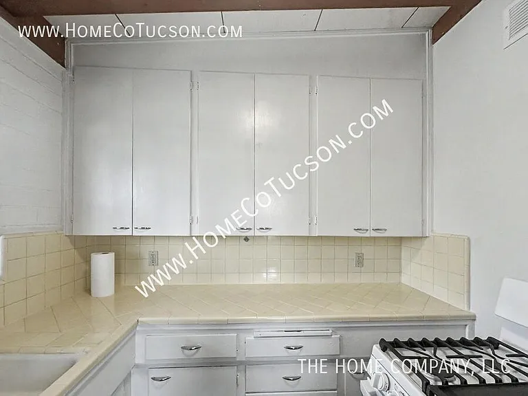 1713 E Adelaide Dr #3 — Photo 9