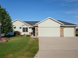 5626 NW 3rd Ct, Des Moines, IA 50313
