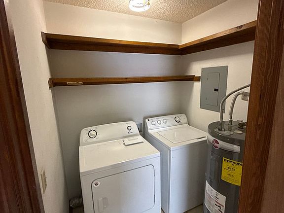3rd image of 1200 Town And Country Ln #1218