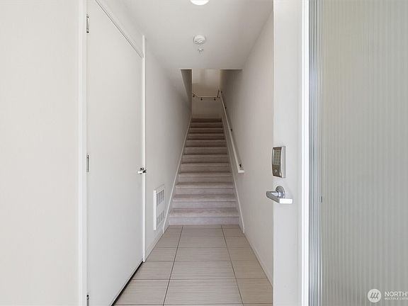 3rd image of 15175 NE 81st Way #103