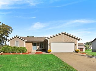 221 Haymarket Rd, Holland, MI 49423