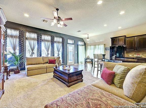 5th image of 2985 Saddlehorn Dr