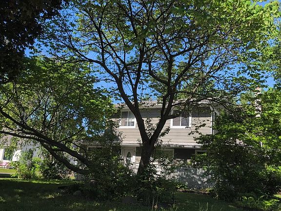 2nd image of 24055 Cunningham Ave