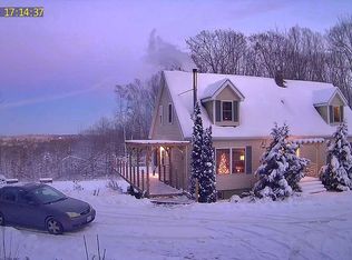 90 Hart Rd, Northport, ME 04849