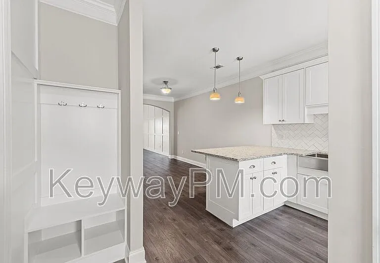 123 Canton Park Ave — Photo 2