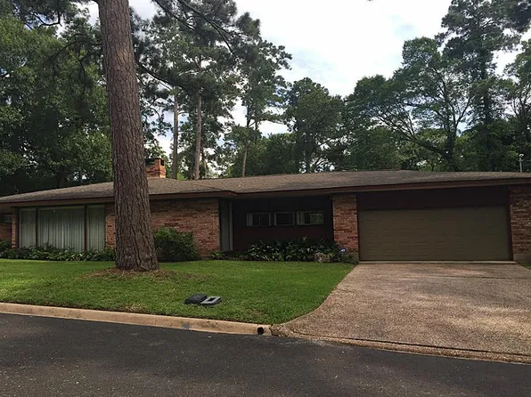 1805 16th St, Huntsville, TX 77340