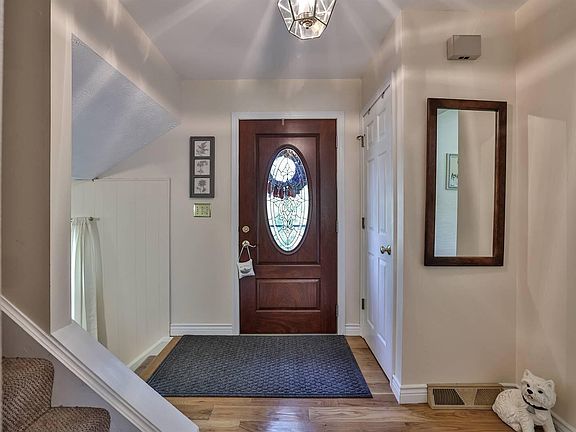 5th image of 825 Eastland Dr