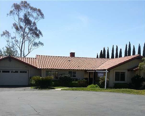 1st image of 2436 Alta Vista Dr