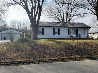 11327 Burton Rd, Sunman, IN 47041