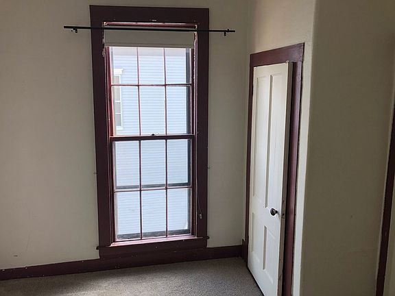 5th image of 145 Main St APT 3