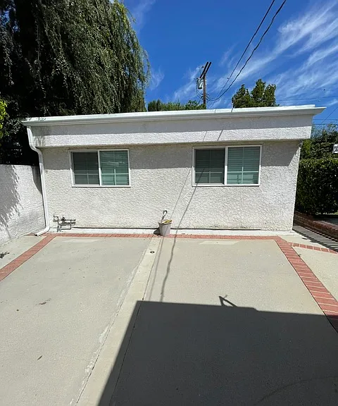 6210 Calvin Ave — Photo 40