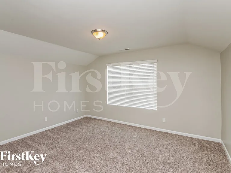 2000 Yellow Daisy Dr — Photo 13