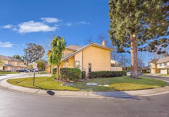 3rd image of 694 Deerhunter Ln