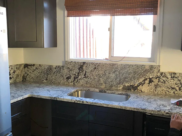 2370 Folsom St #C — Photo 8