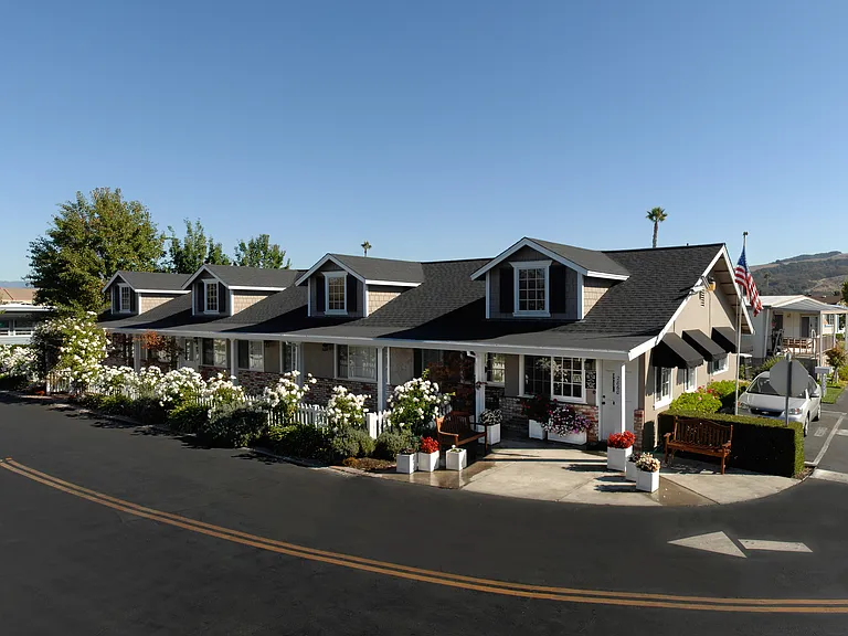 2856 Santa Rosa Ave #1 — Photo 2